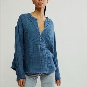 We The Free Deep Blue oversized shirt VGUC